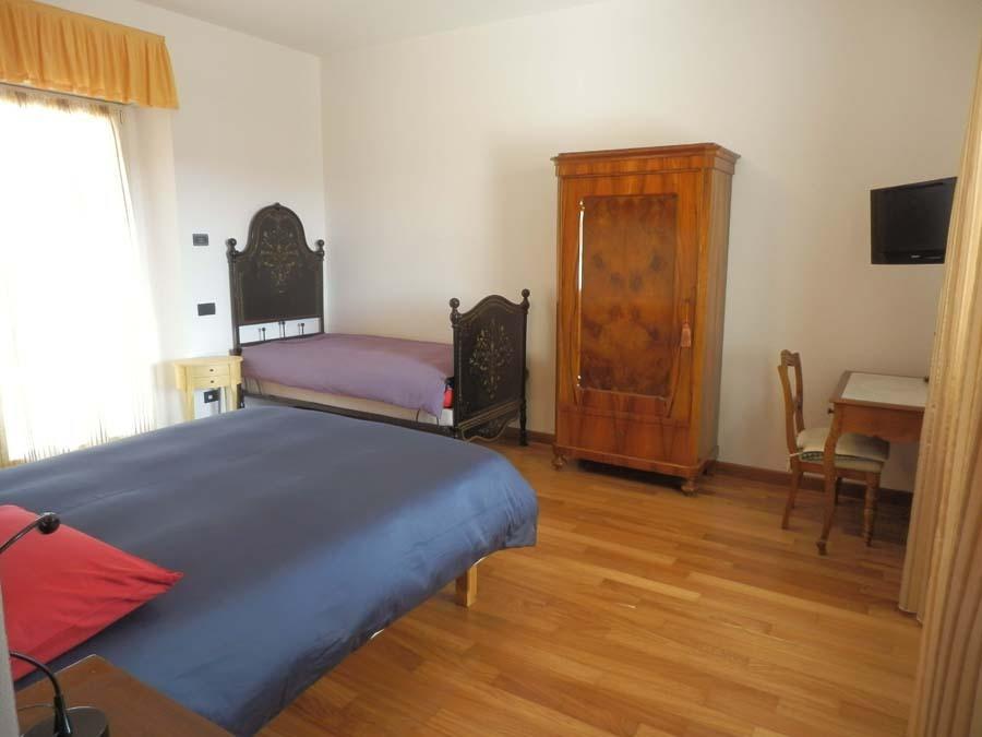 Villa Emilia Castronno Quarto foto